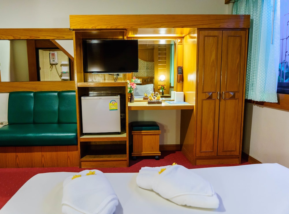 Siri Hotel 33/70