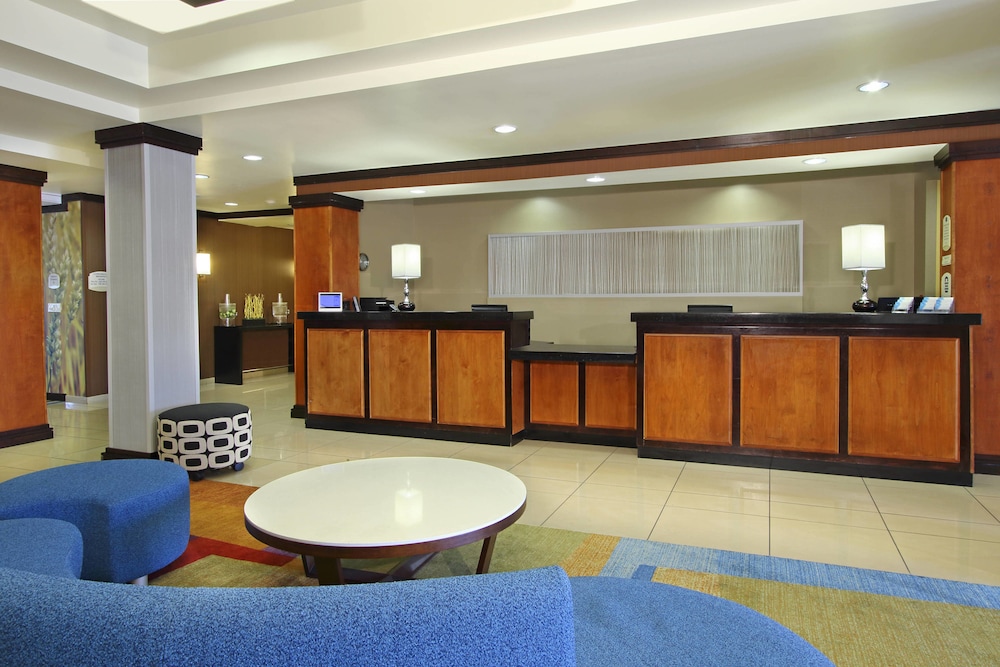 Fairfield Inn Suites By Marriott Fresno Clovis 7/36