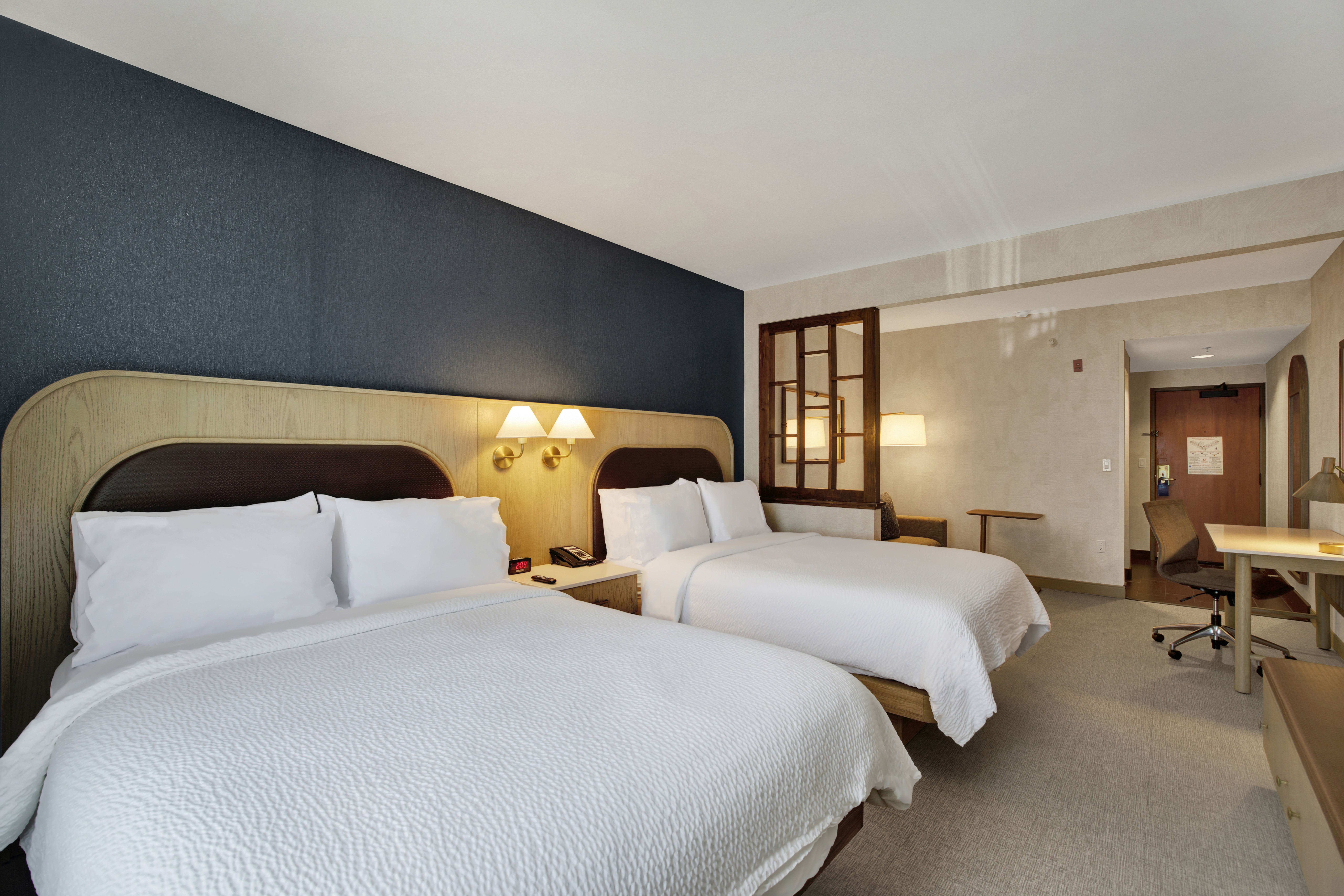 Holiday Inn Express Hotel Suites Carpinteria 20/77