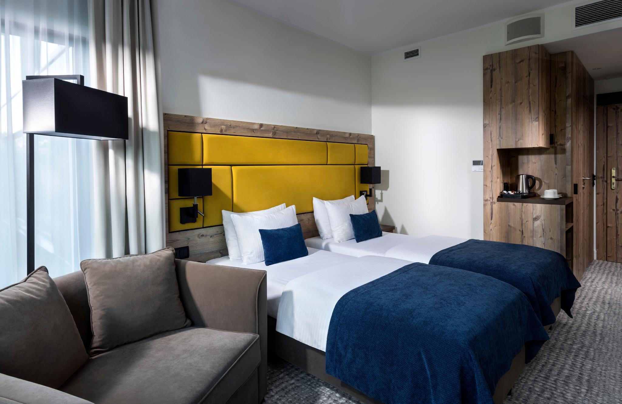 Standard, Double or Twin Bed