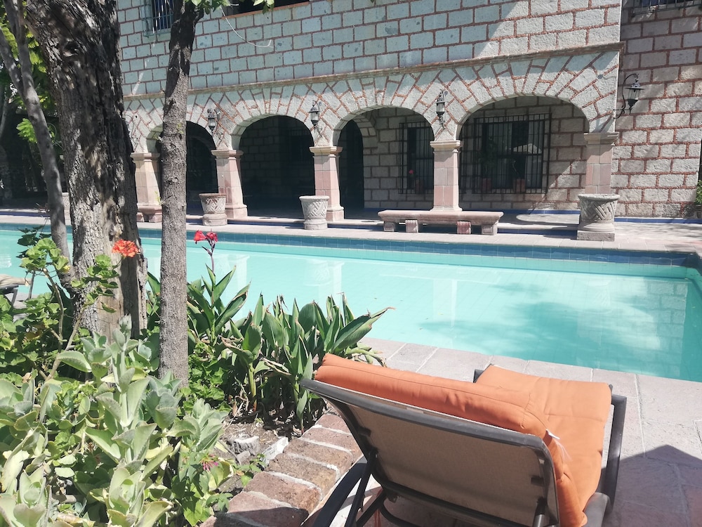 Hotel La Pitaya 9/69