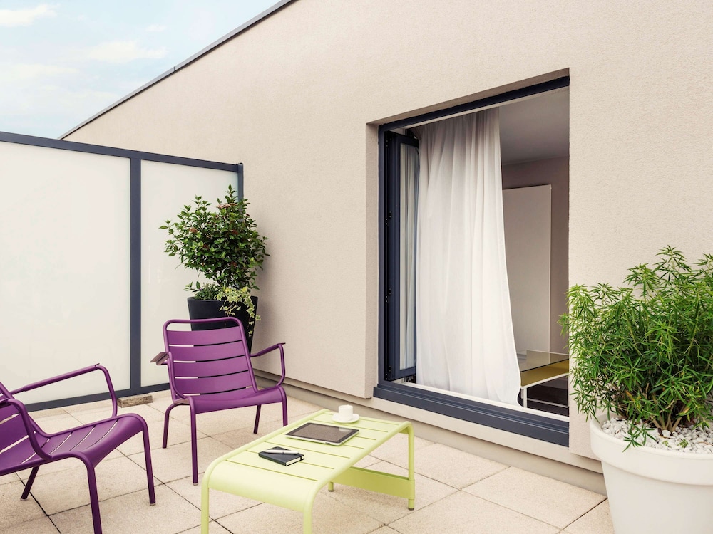 Mercure Paris Bercy Bibliotheque 12/65