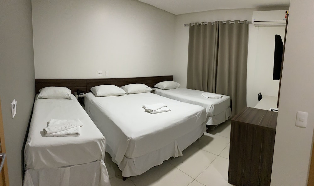 HOTEL TAINA 10/50