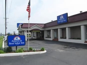 Travelodge by Wyndham Salisbury MD 4/50