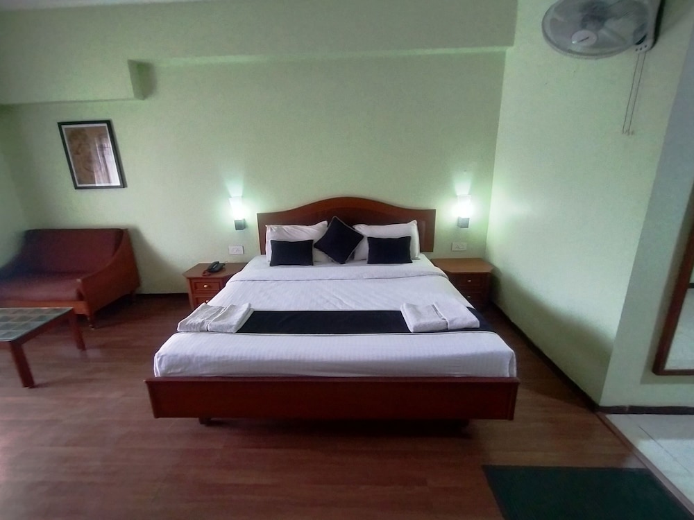 Preethi Classic Towers 30/74