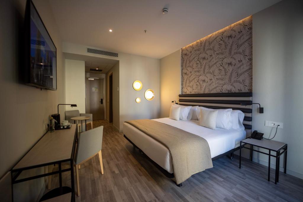 Room at Abba Sevilla Hotel, SEVILLE