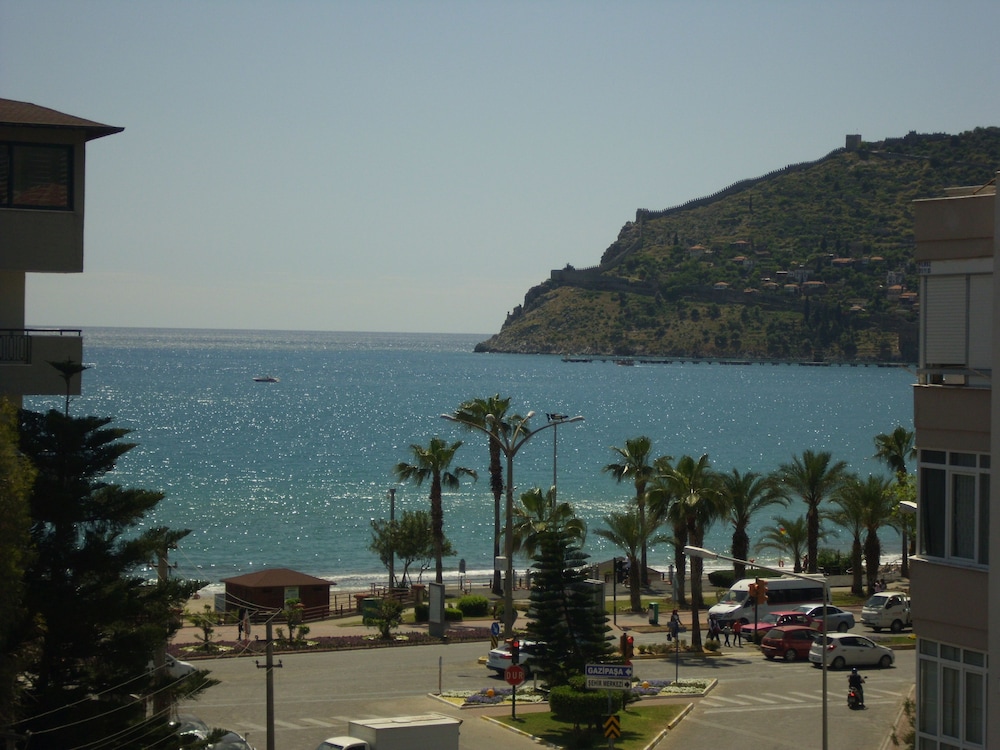 Ipek Apart Otel 13/17