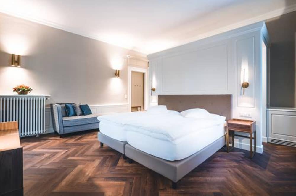 Hotel Reine Victoria 33/87