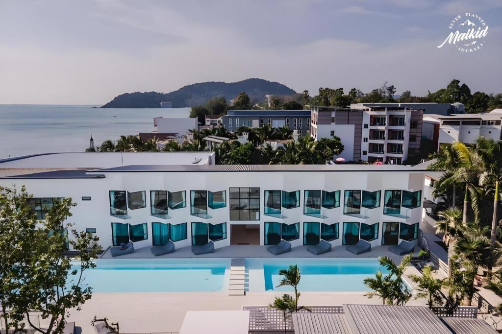 Rattana Pura Beach Resort 3/54