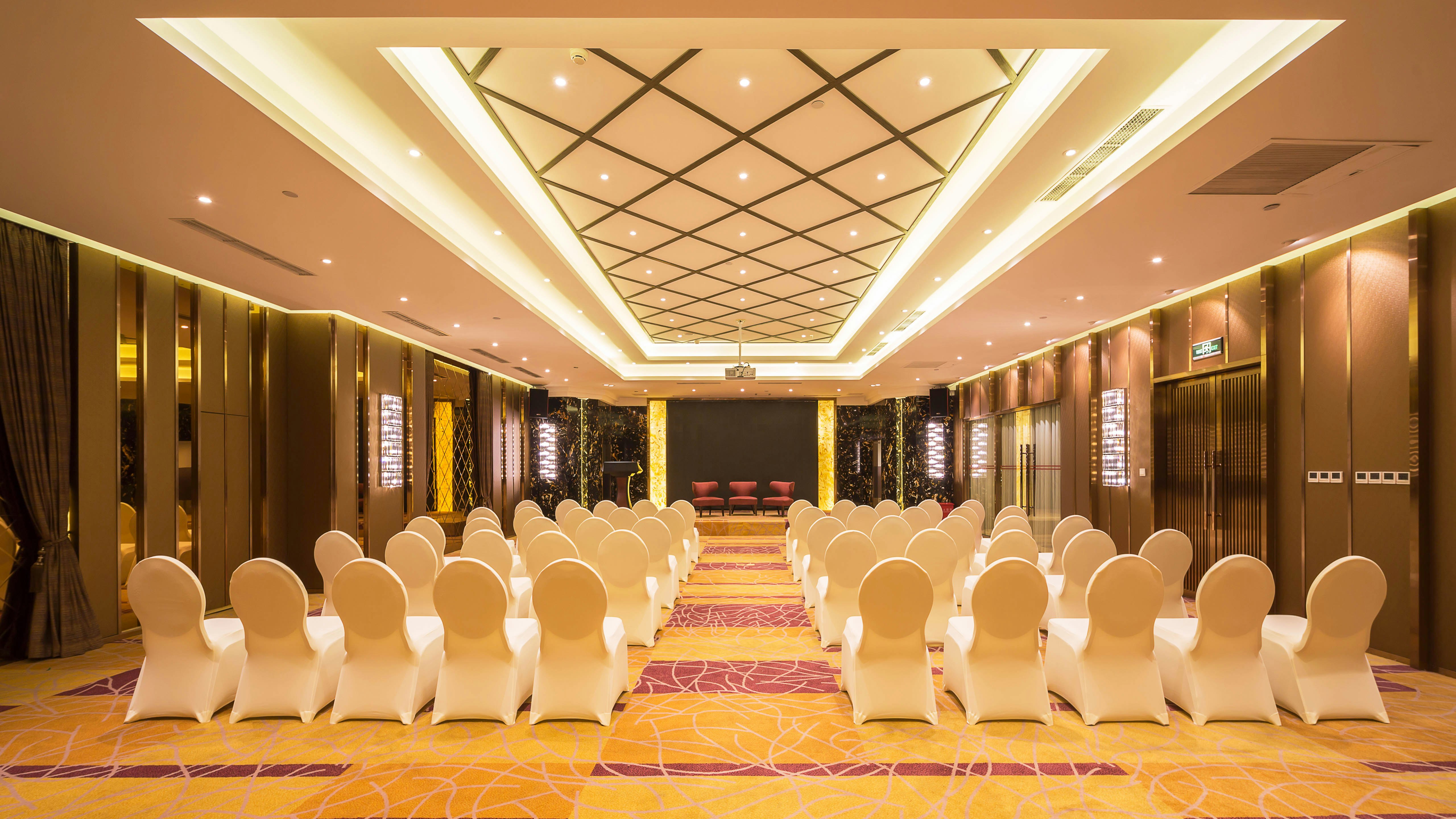 Marco Polo Parkside Beijing Hotel 77/84