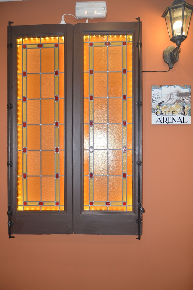 Hostal Aresol 2/33