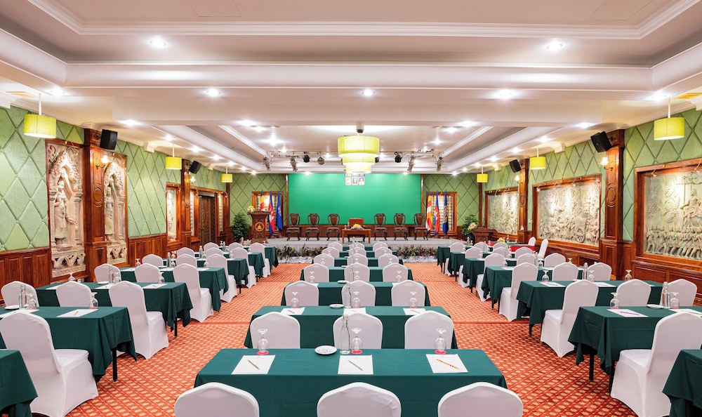 Somadevi Angkor Hotel Spa 36/48