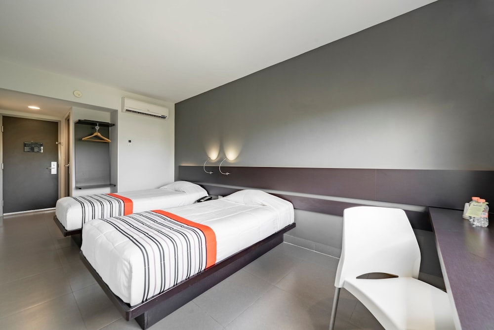 City Express Junior by Marriott Ciudad Del Carmen Aeropuerto 13/44