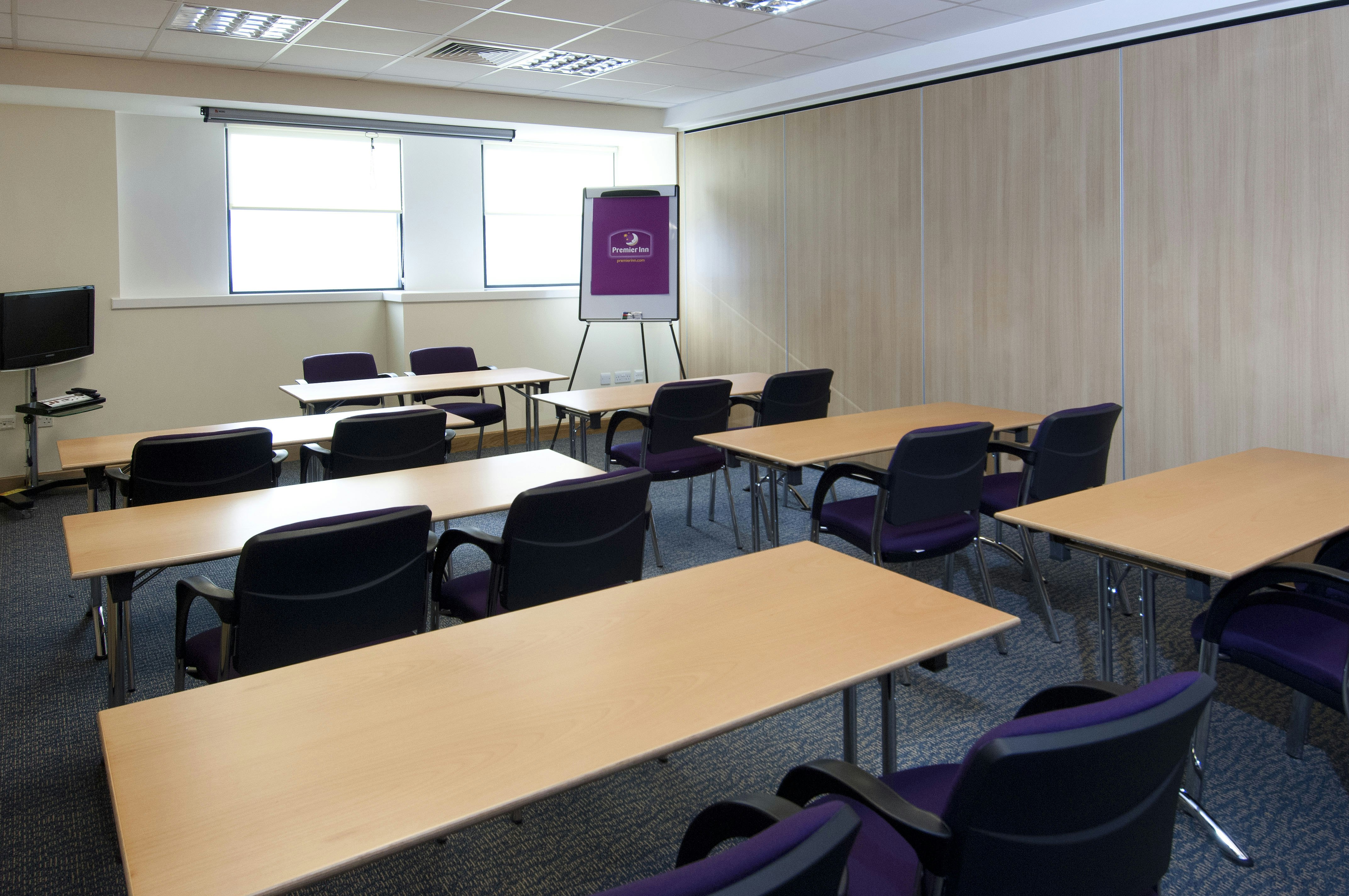 Premier Inn Manchester City Centre Piccadilly 46/51