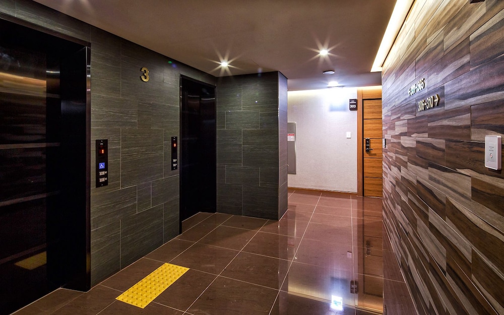 Harmony Hotel 44/55