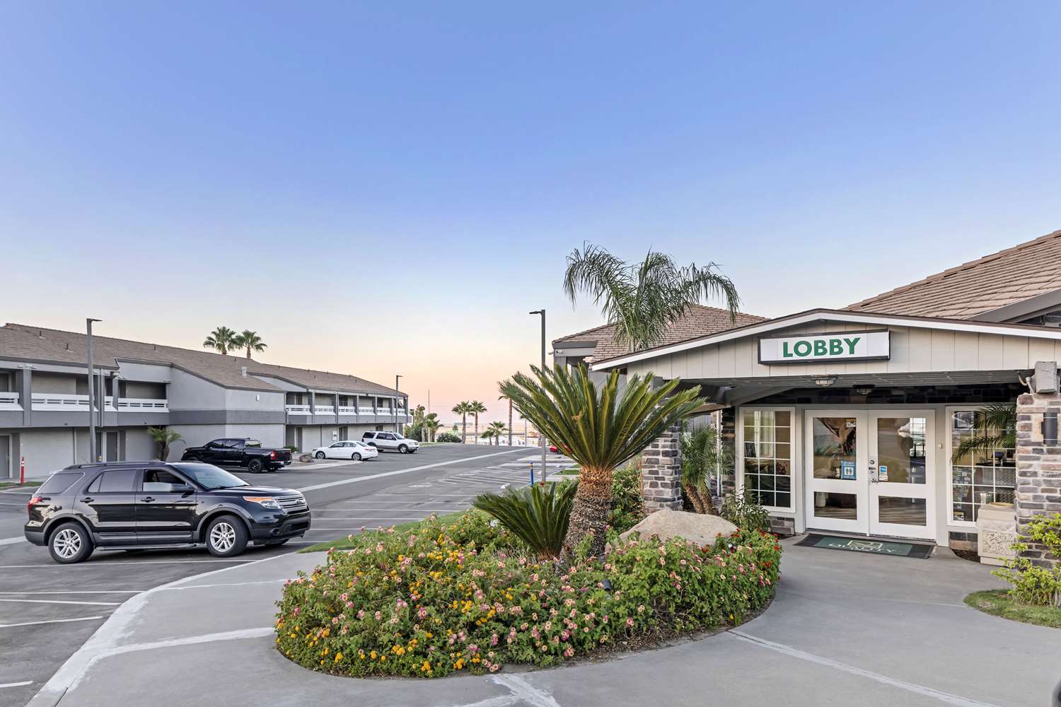 Quality Inn Kettleman City near Hwy 41 34/36