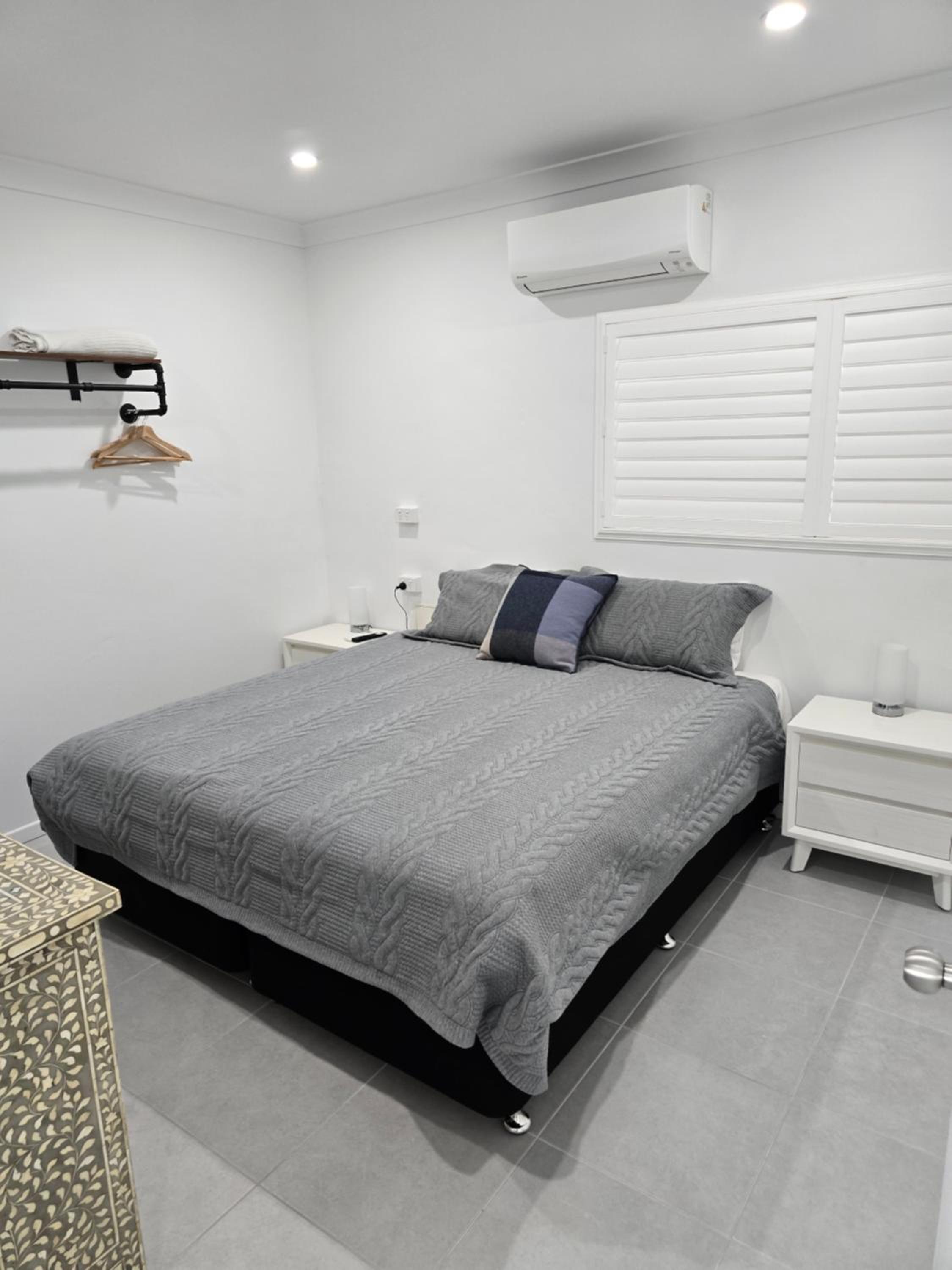 2 BEDROOMS, DELUXE, APARTMENT