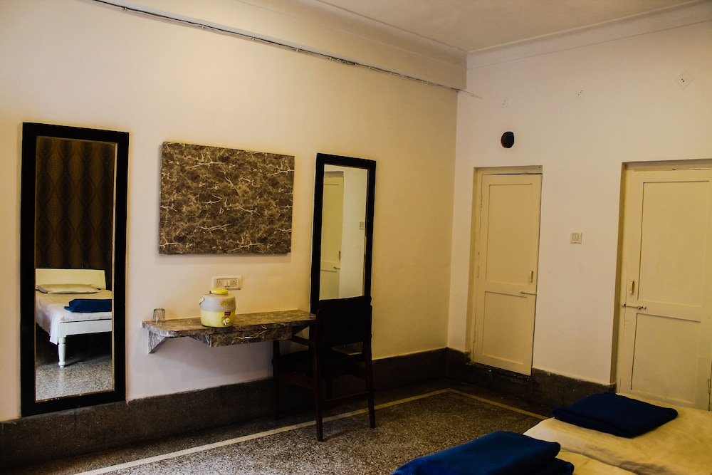 Hotel Anand Palace 40/40