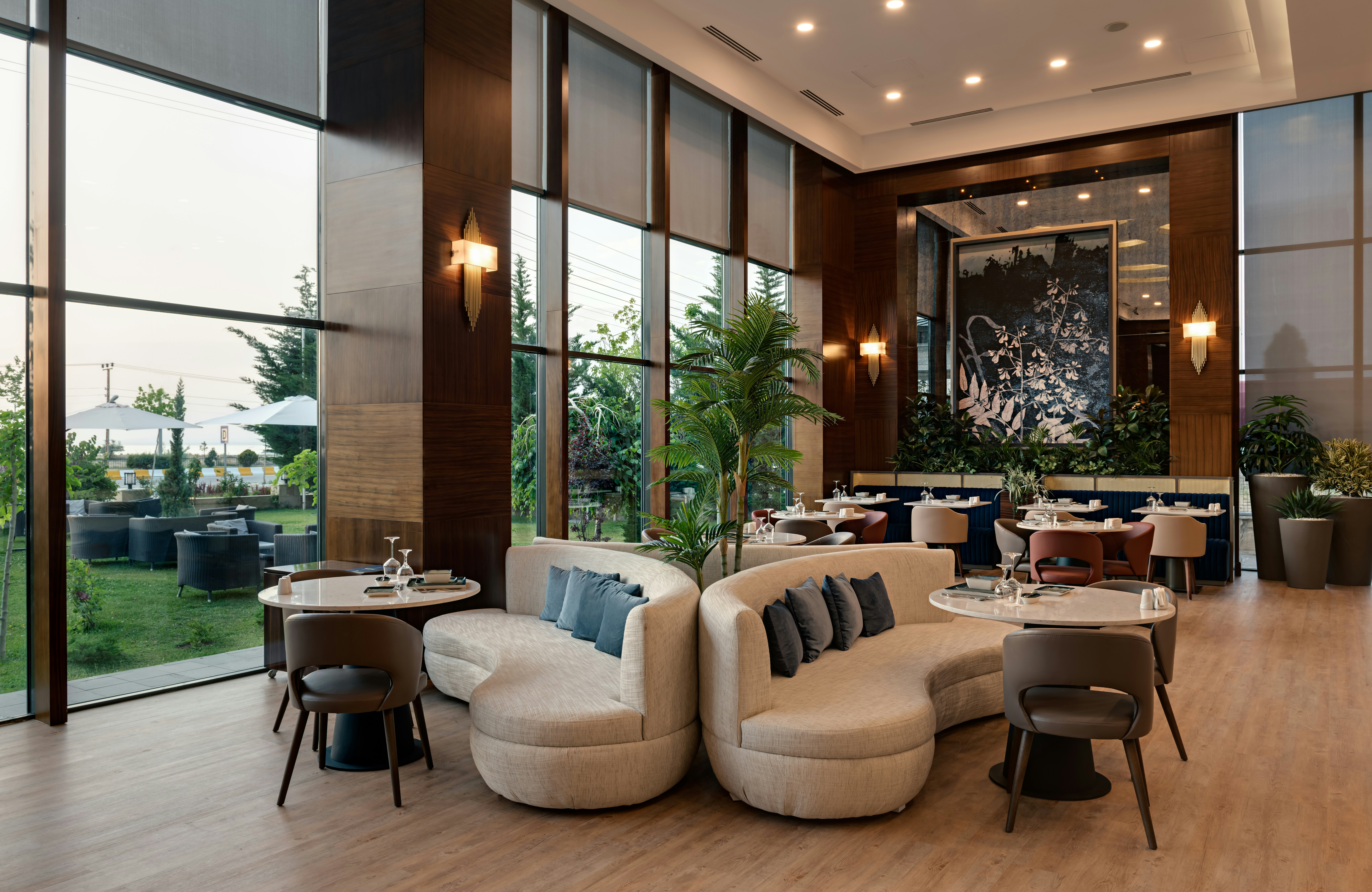 Doubletree By Hilton Hotel Van 59/87