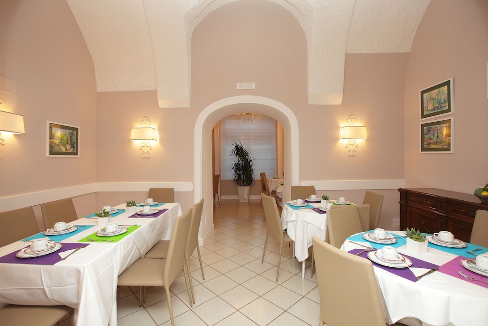 Hotel Villa Di Sorrento 52/60