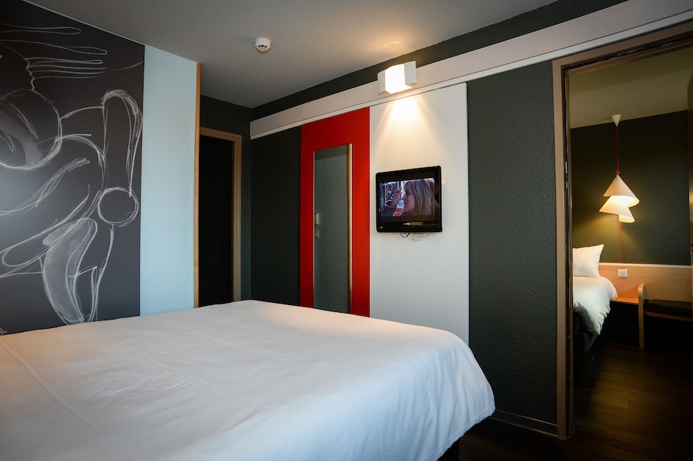 Ibis Hotel Saint Lo 11/59