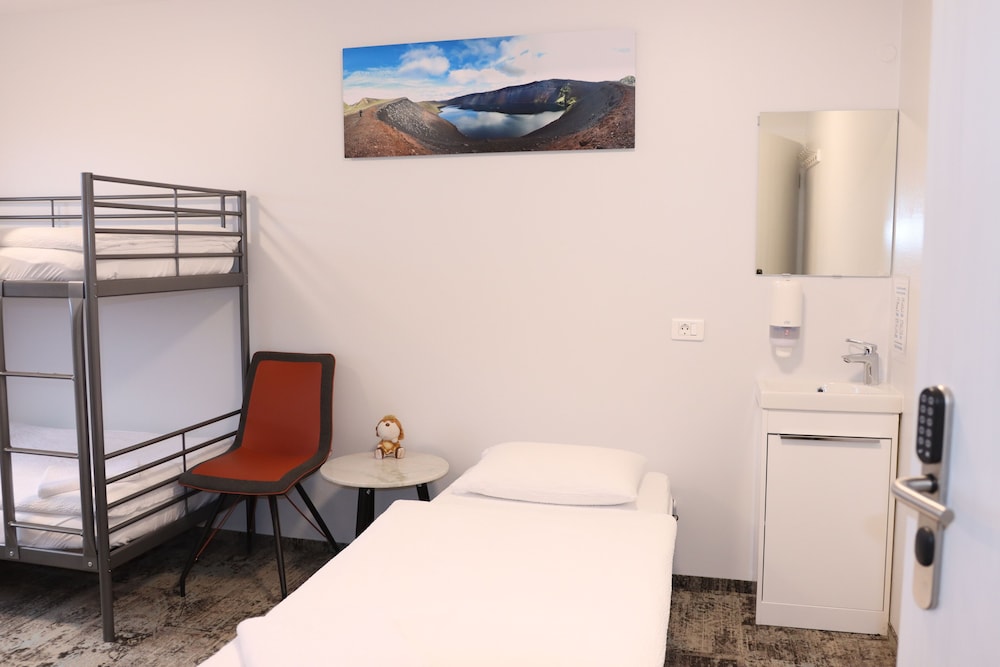 Höfn Hi Hostel 8/64