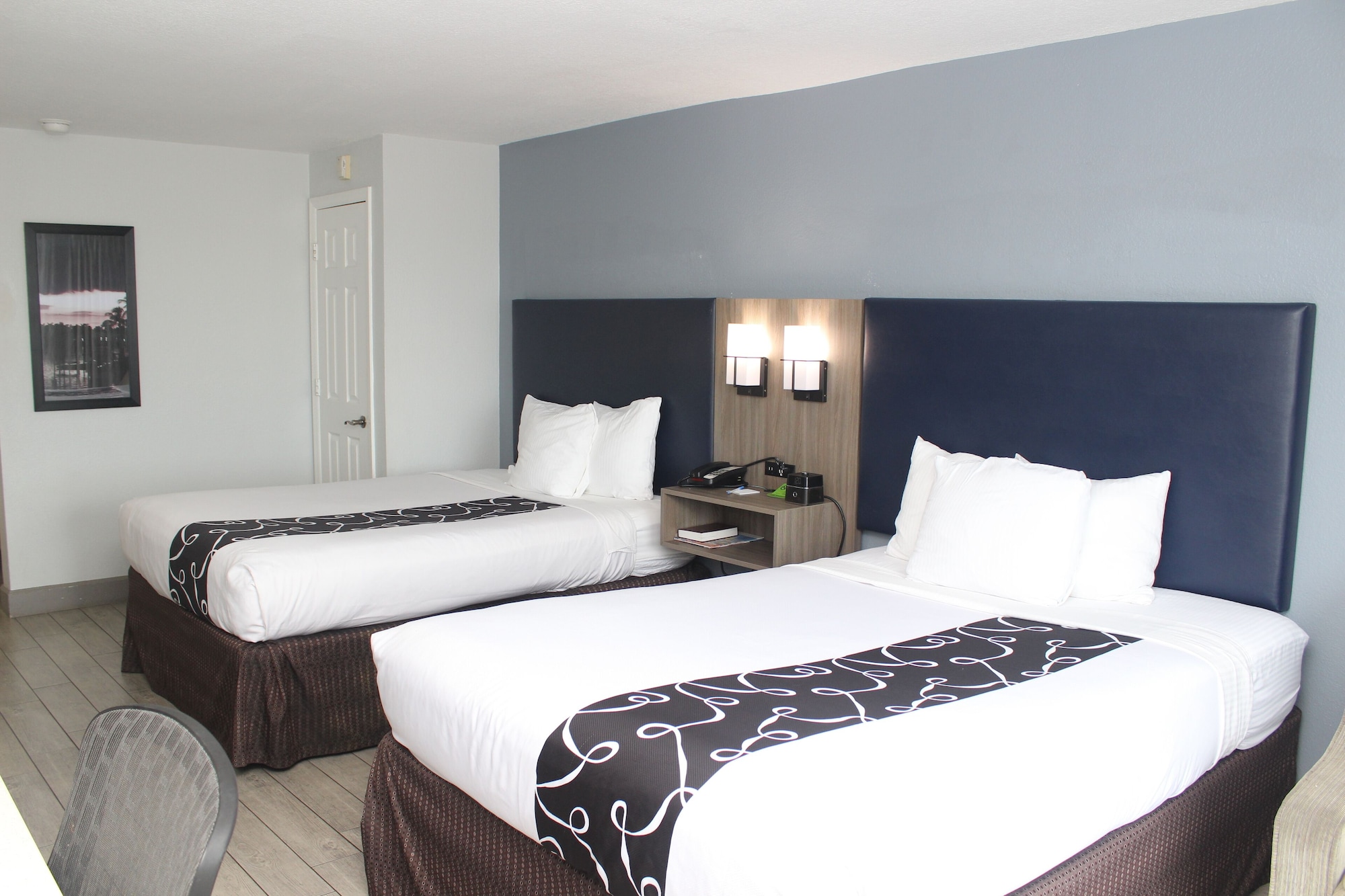 Room, 2 Queen Beds, Ocean Front، La Quinta Inn & Suites by Wyndham Oceanfront Daytona Beach 2/4