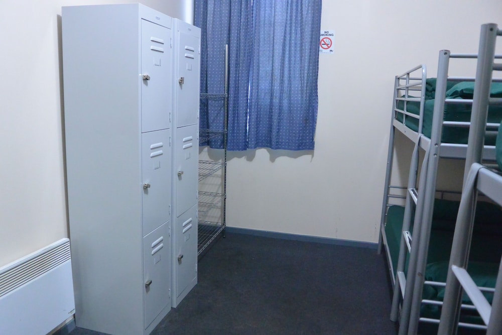 Elizabeth Hostel 13/62