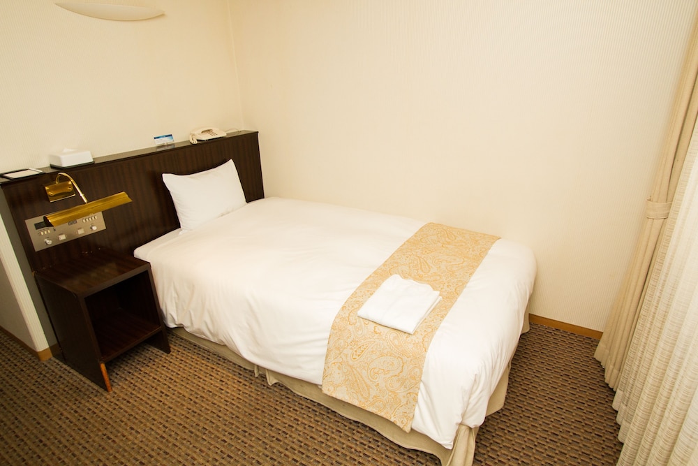 Hotel Camelot Japan 11/39