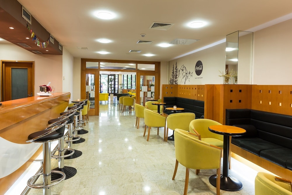 Hotel Tomislavov Dom 46/67