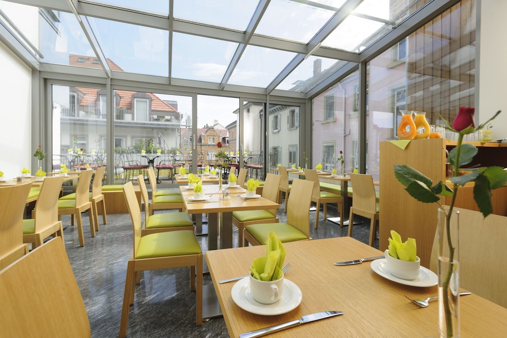 HOTEL AUGUSTINER TOR 44/55