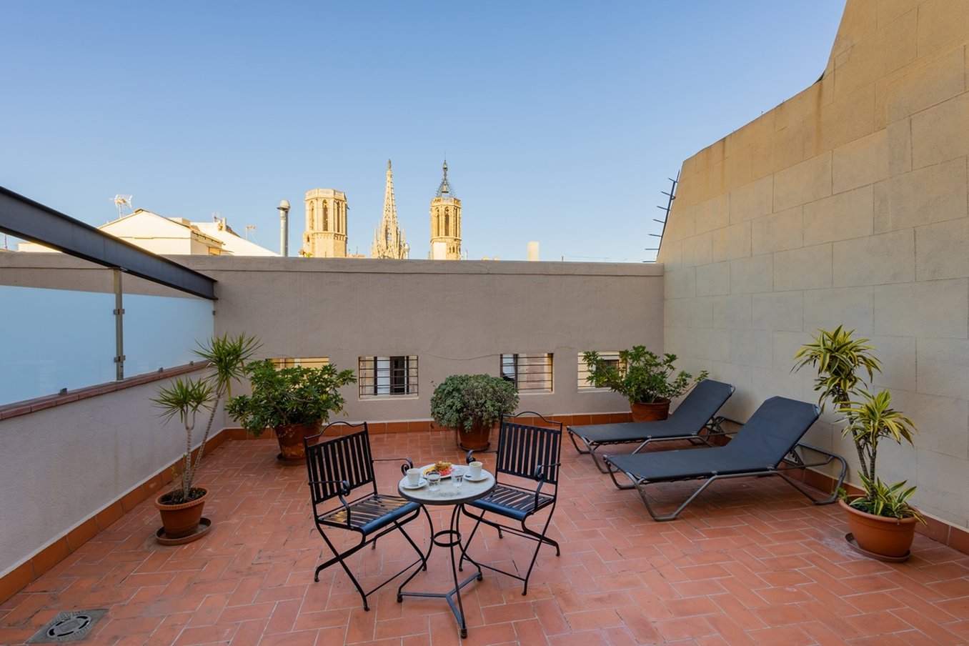 Gran Hotel Barcino 48/76