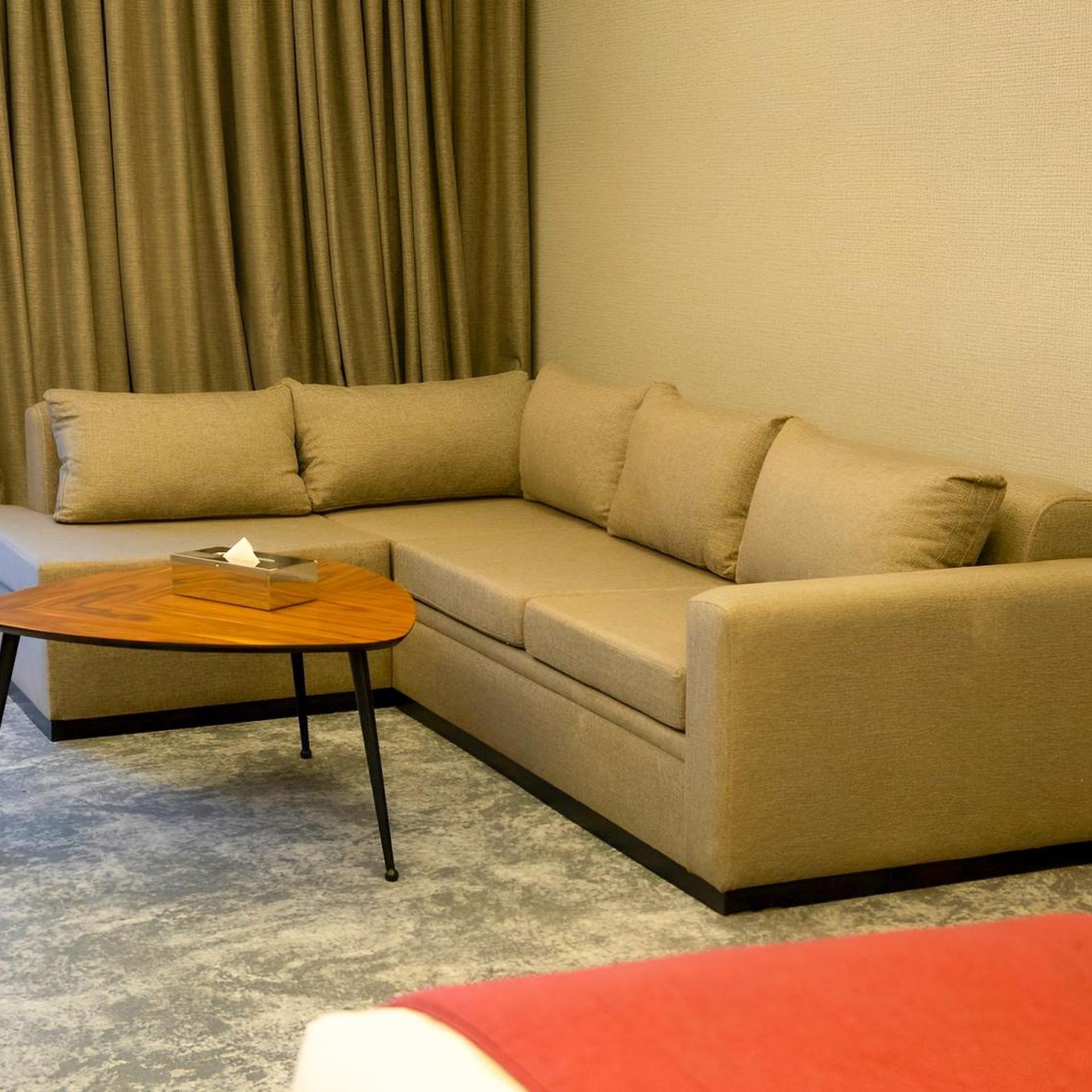 Ramada Hotel & Suites by Wyndham Erbil 32 Park 46/65