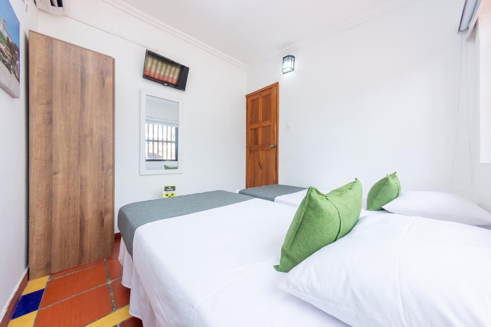 Hotel Ayenda Casa Cano 1805 10/33