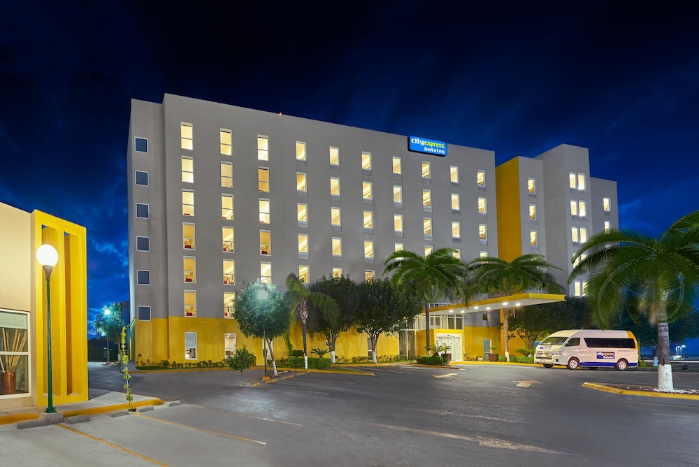 City Express by Marriott Monterrey Aeropuerto