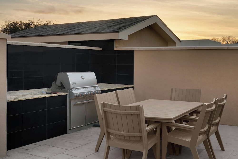 Towneplace Suites By Marriott Carlsbad 38/57