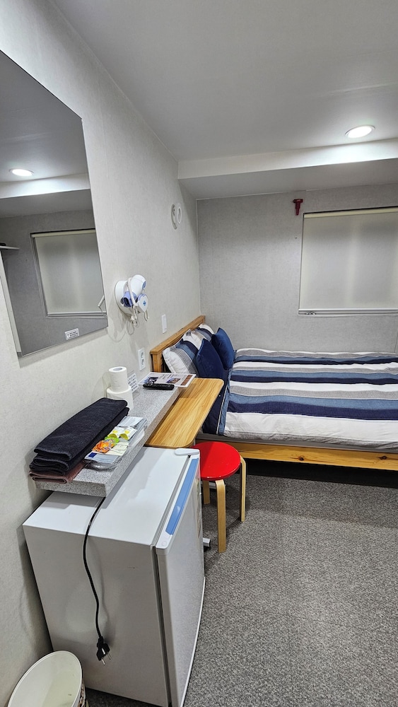 Stella Hostel 51/59