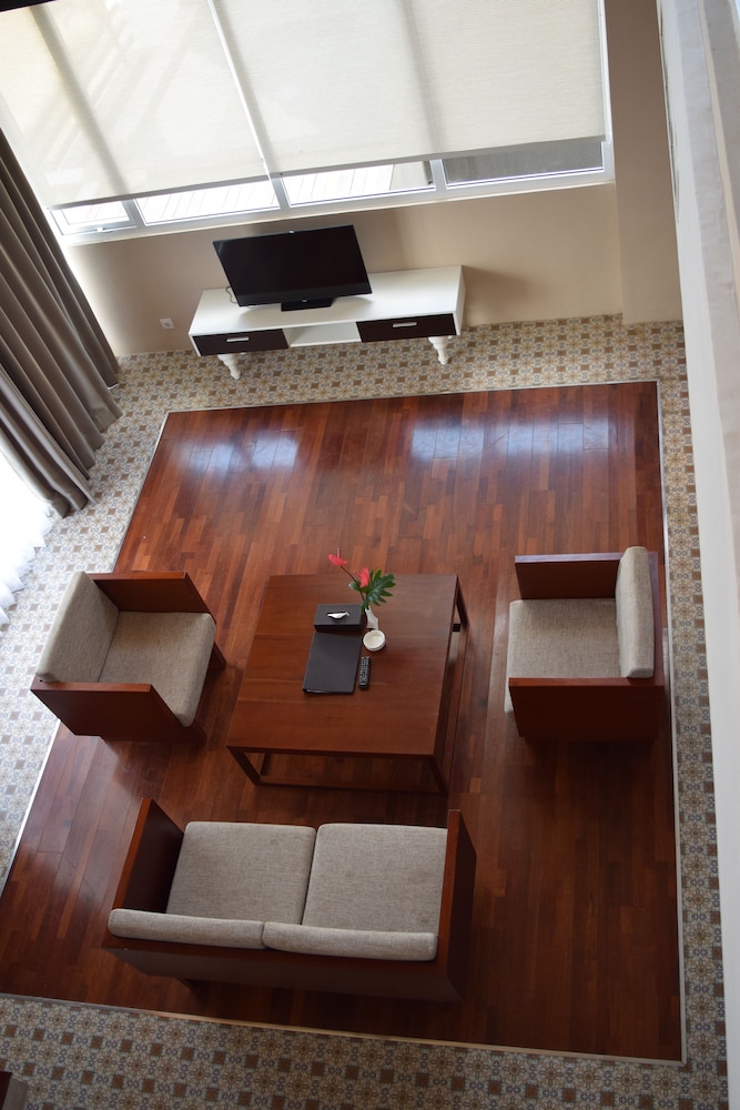Amarta Hills Hotel And Resort 30/50