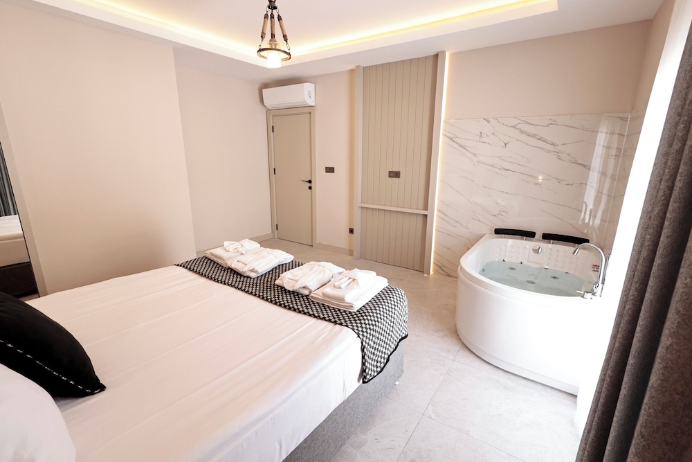 Livia Luxury Apart Hotel 19/50