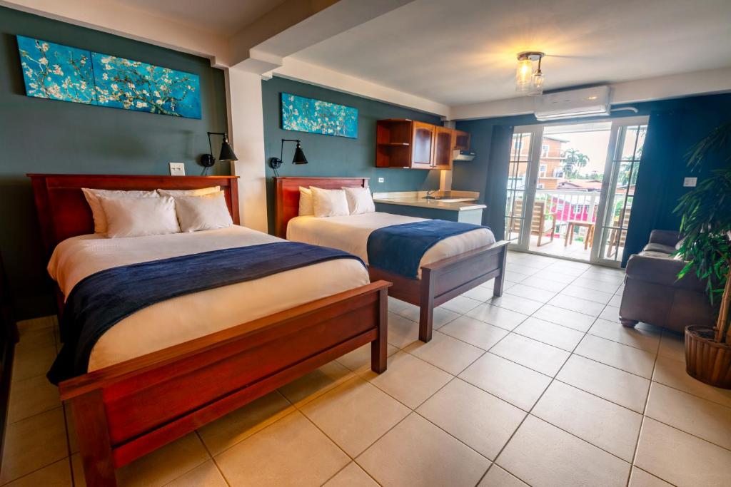 Deluxe, Double Bed, Town View