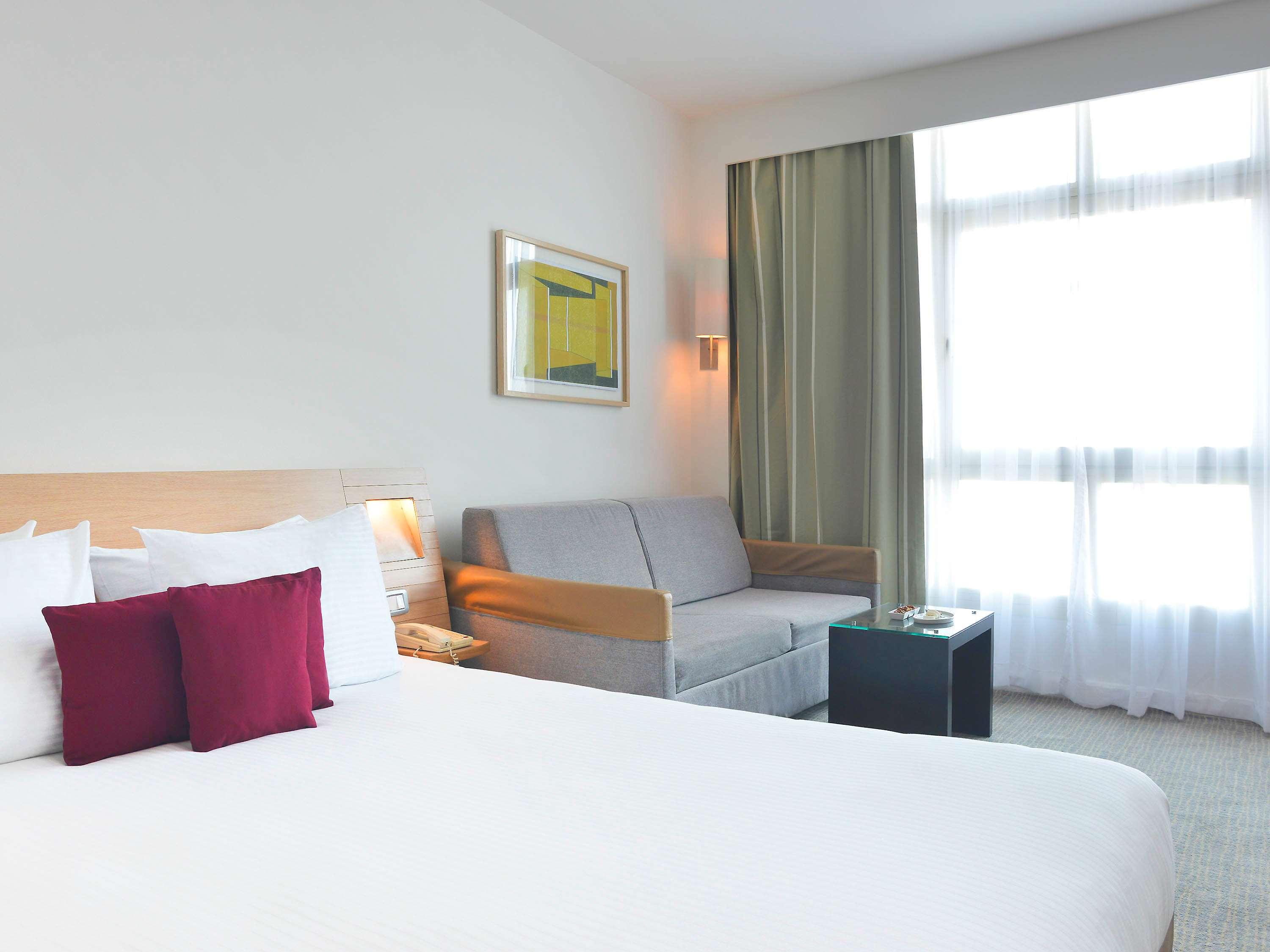 SUPERIOR, DOUBLE BED, CITY SIDE, SOFA