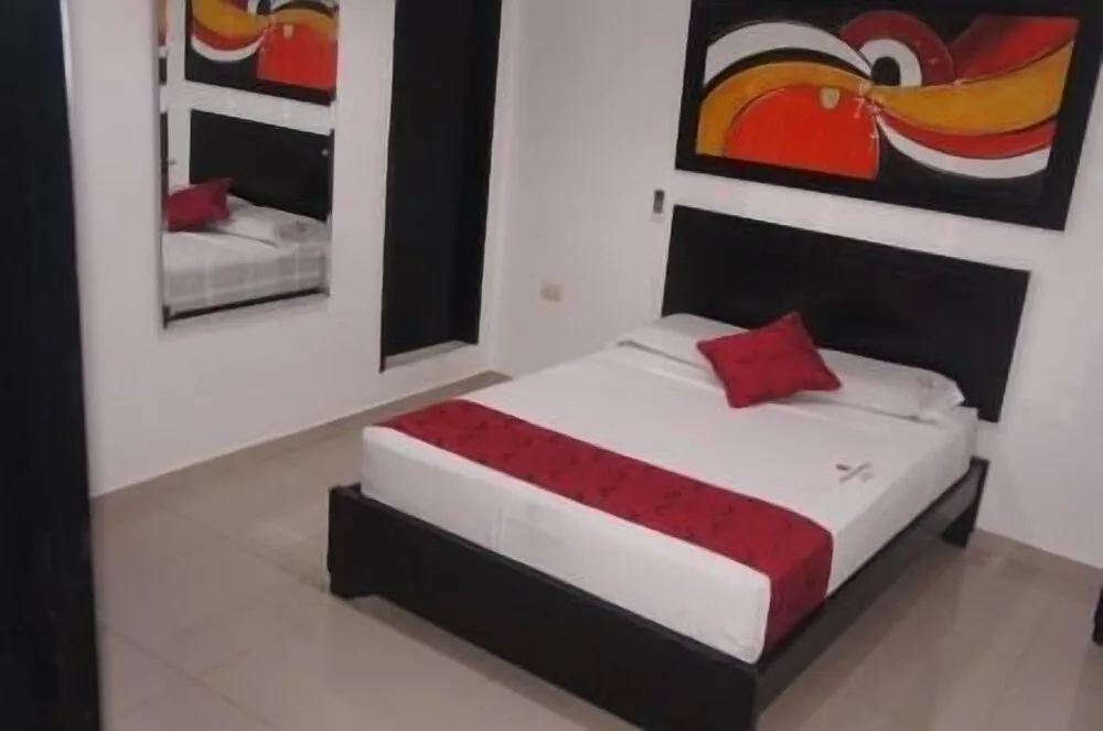 Hotel Monaco Real 20/50