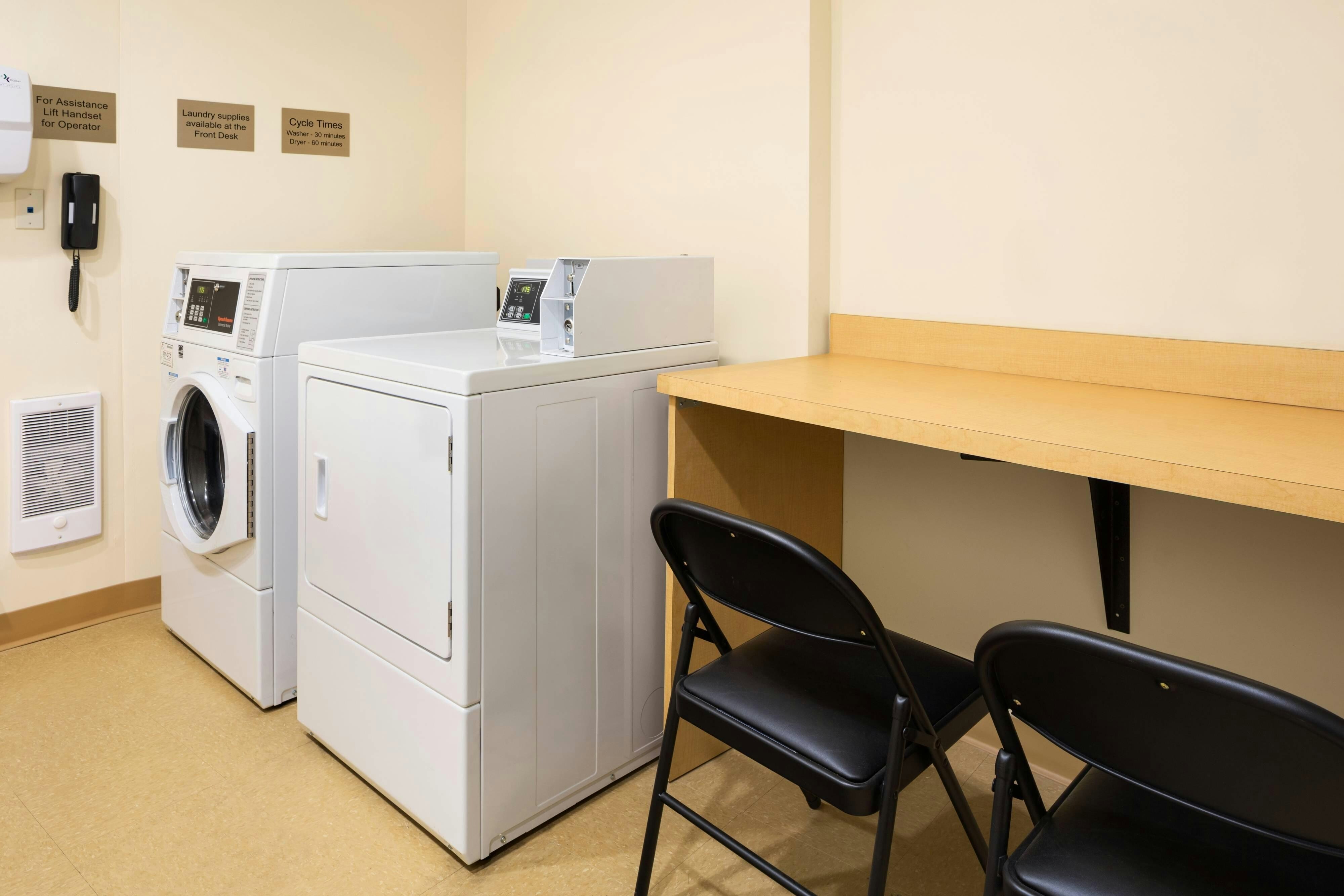 Fairfield Inn & Suites Athens 26/27