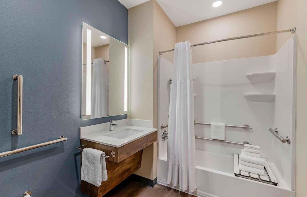Extended Stay America Premier Suites- Jacksonville - Airport 35/40