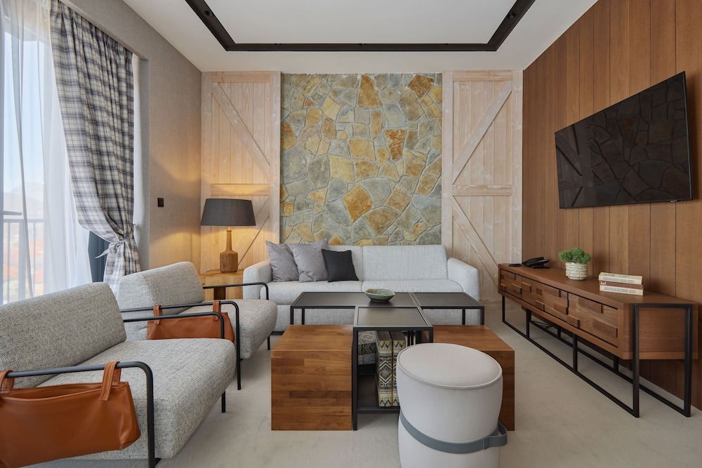 Wulfenia Hotel & Spa 51/66