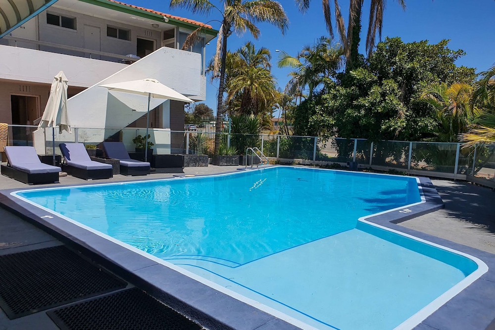 Econo Lodge Rivervale 31/60