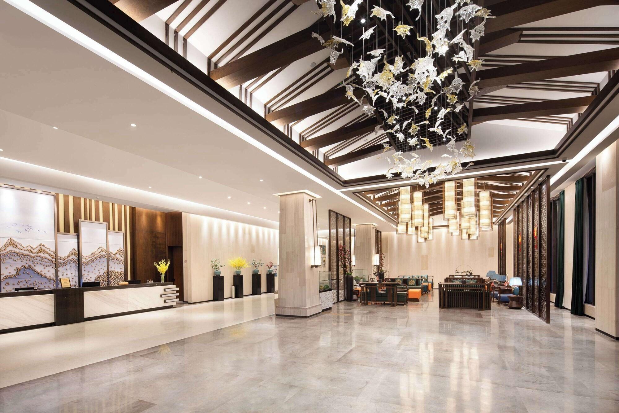 Ramada by Wyndham Yingshan Jiulongwan Resort 4/26