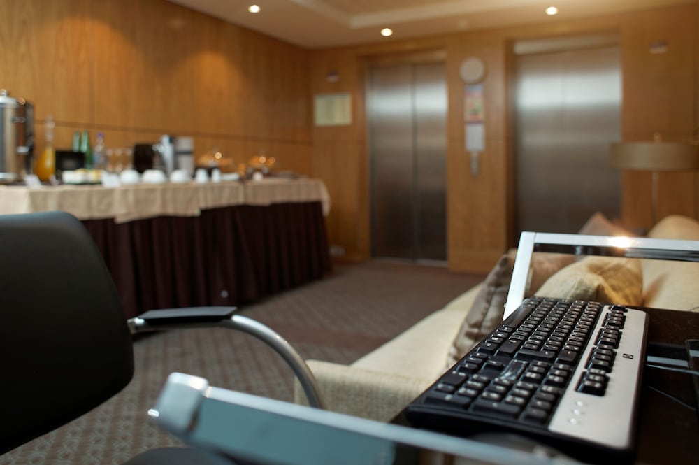 Mercure Lisboa Almada 32/50