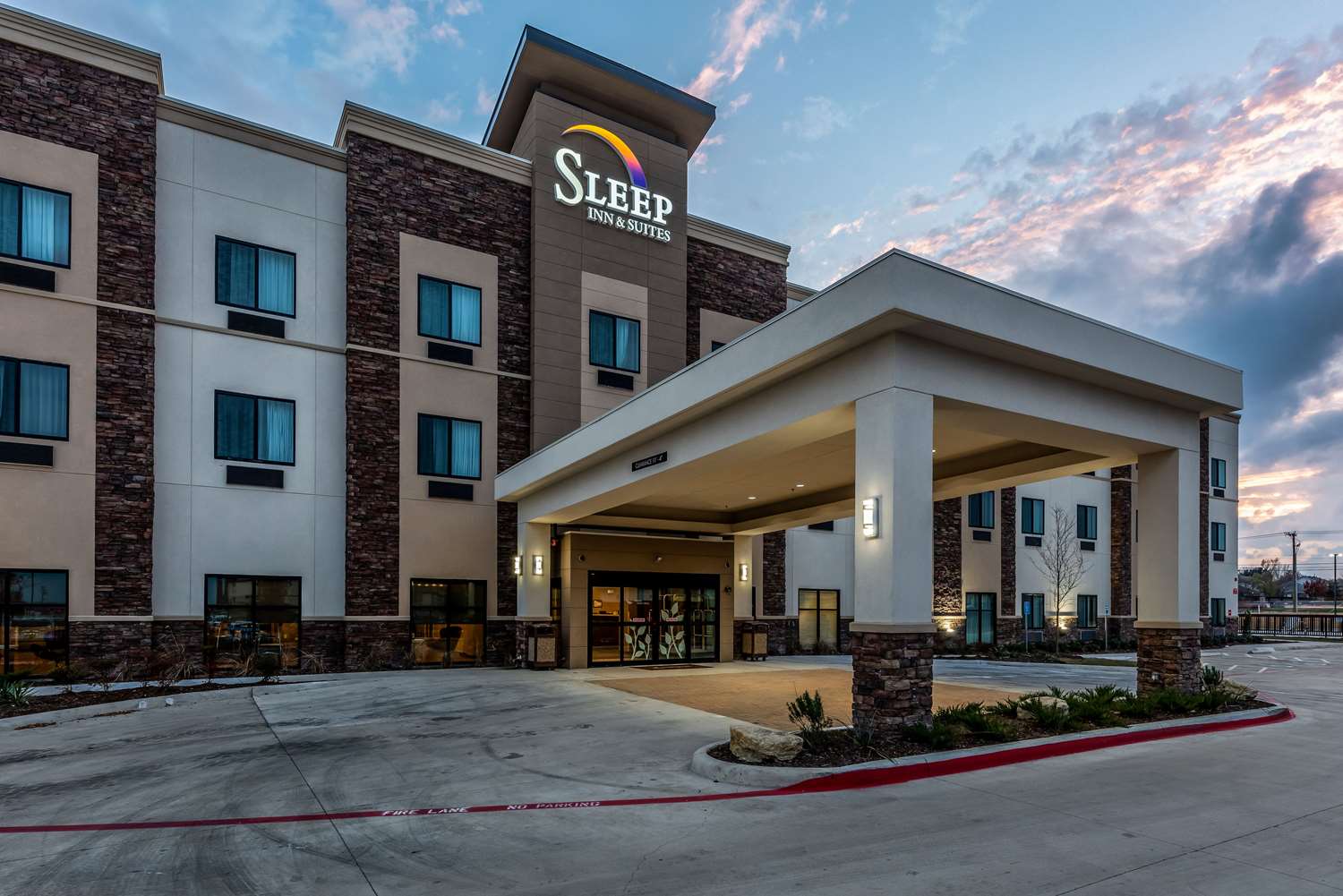 Sleep Inn and Suites Fort Worth Fossil Creek 39/44