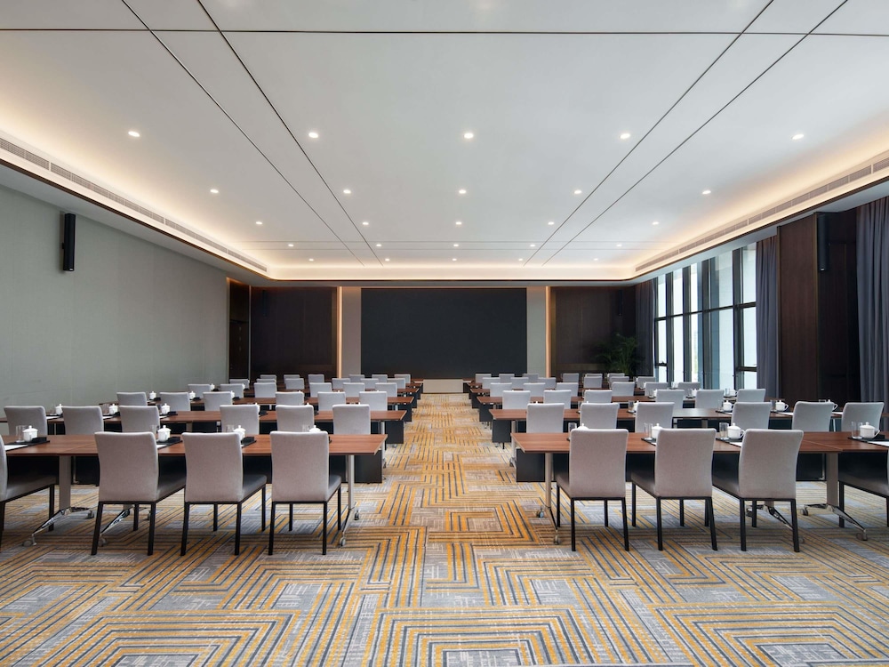 Grand Mercure Hangzhou Qingshan Lake 50/59
